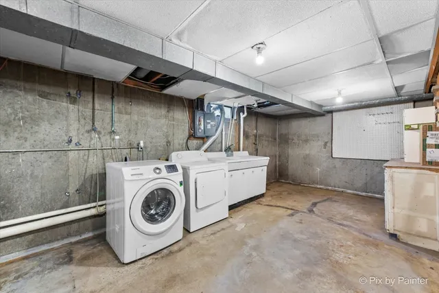 $309,999 | 175 Calkins Drive, Sugar Grove, IL 60554