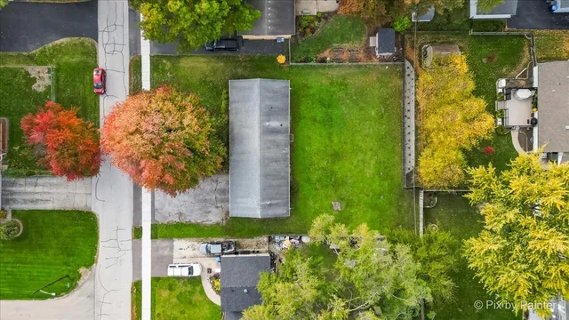 $309,999 | 175 Calkins Drive, Sugar Grove, IL 60554