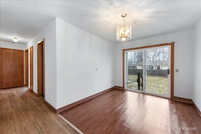 $309,999 | 175 Calkins Drive, Sugar Grove, IL 60554