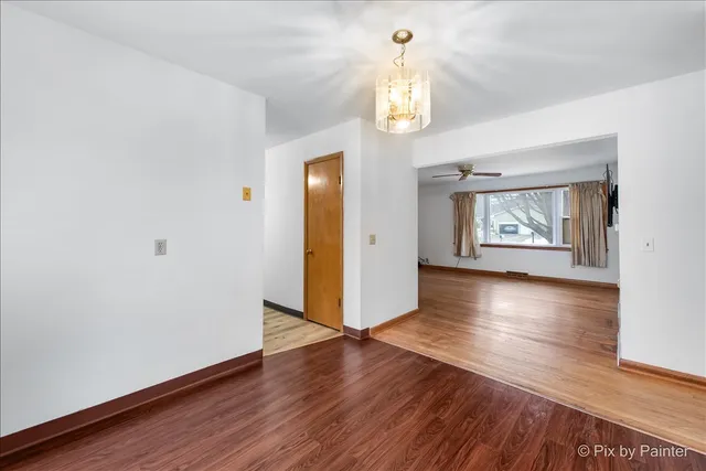 $309,999 | 175 Calkins Drive, Sugar Grove, IL 60554