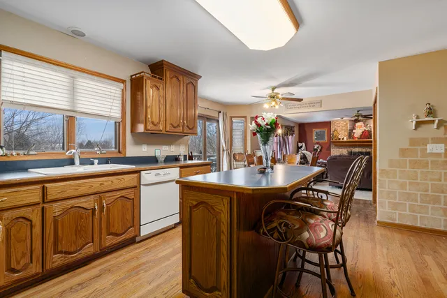 $499,900 | 23810 South Saddle Creek Drive, Manhattan, IL 60442