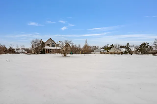 $499,900 | 23810 South Saddle Creek Drive, Manhattan, IL 60442