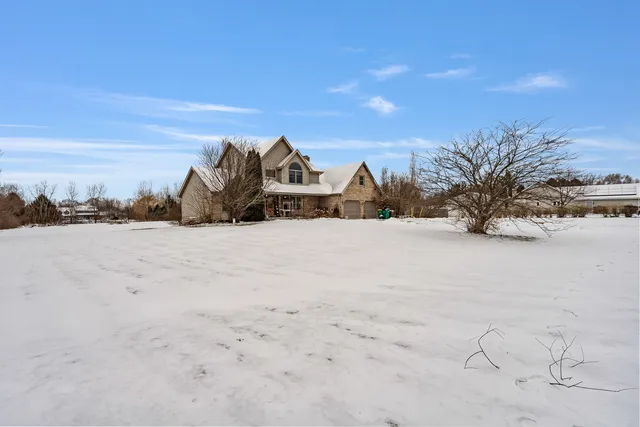 $499,900 | 23810 South Saddle Creek Drive, Manhattan, IL 60442