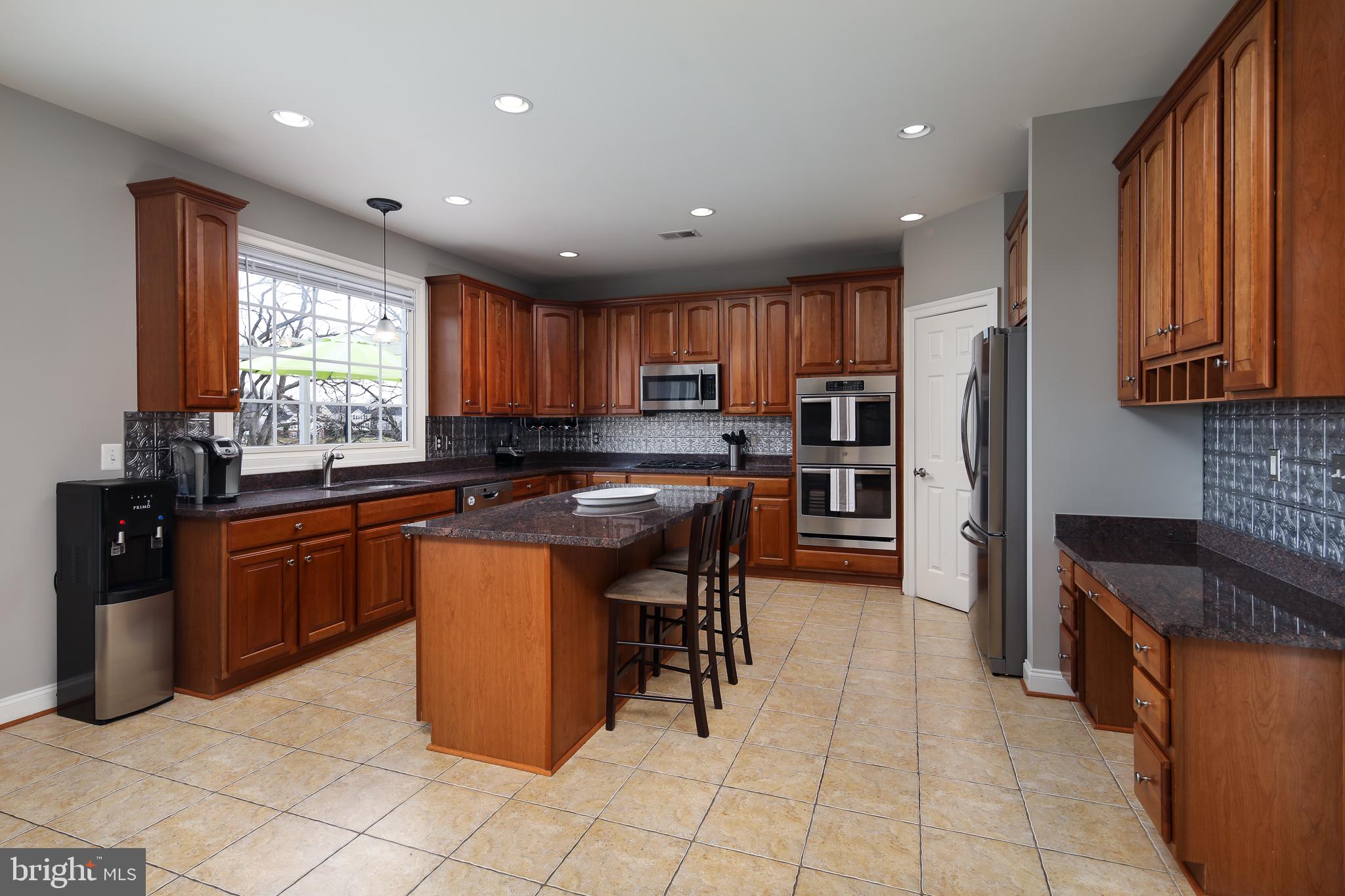 5449 Sherman Oaks Court Haymarket, VA 20169 - Photo 13 of 43