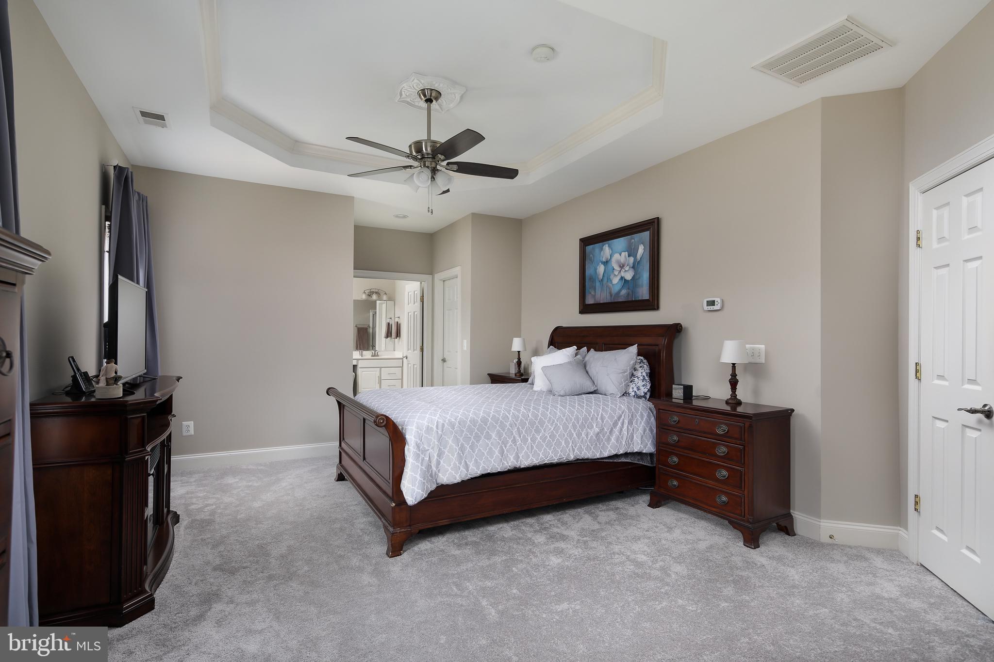 5449 Sherman Oaks Court Haymarket, VA 20169 - Photo 19 of 43