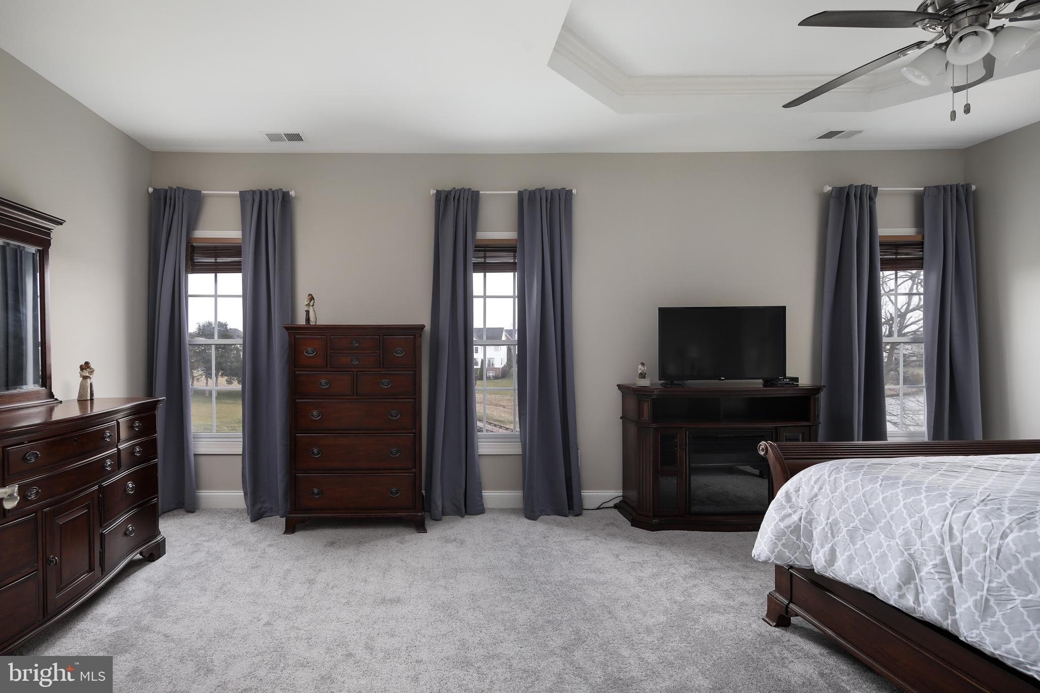 5449 Sherman Oaks Court Haymarket, VA 20169 - Photo 20 of 43