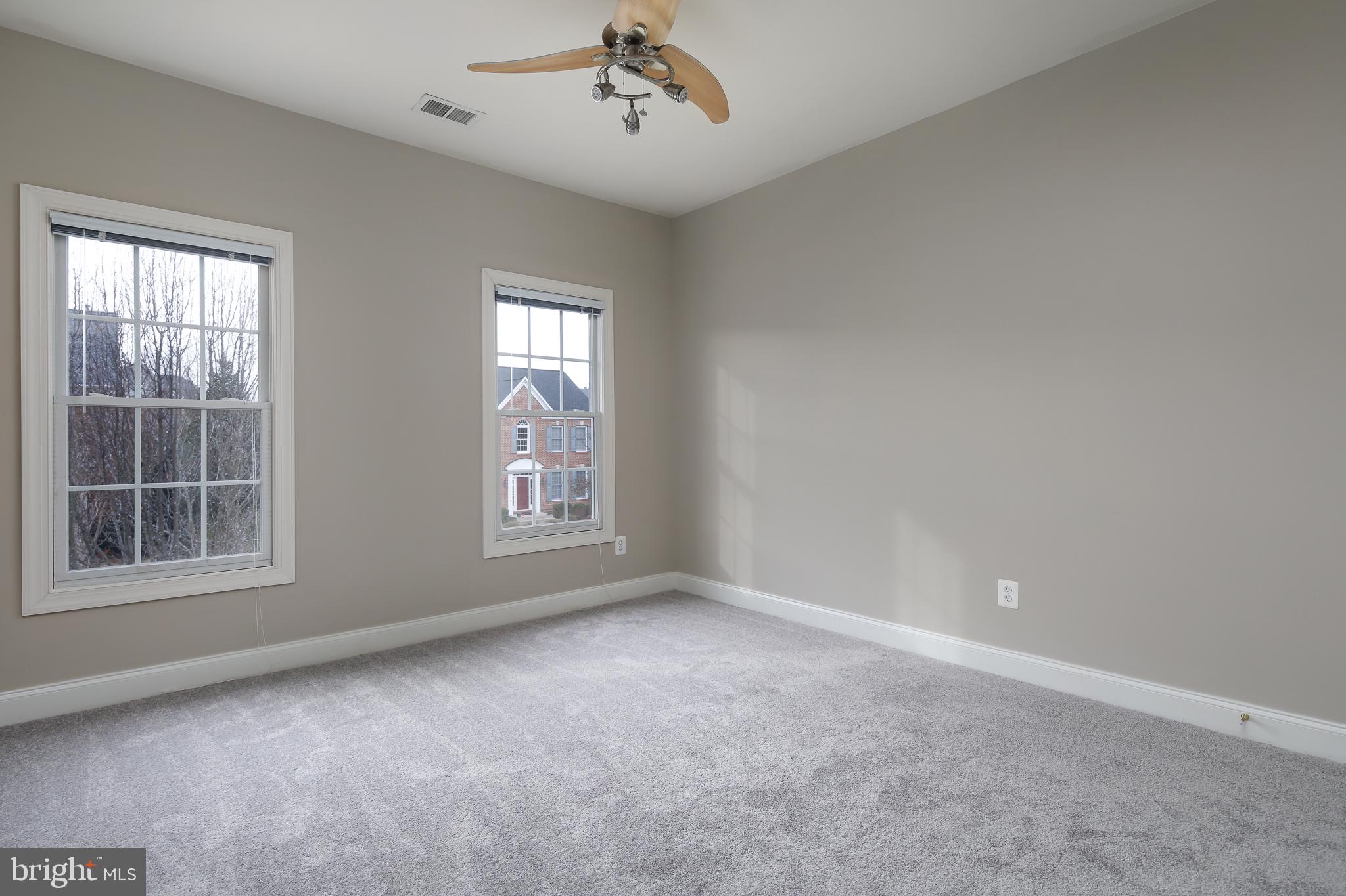 5449 Sherman Oaks Court Haymarket, VA 20169 - Photo 26 of 43