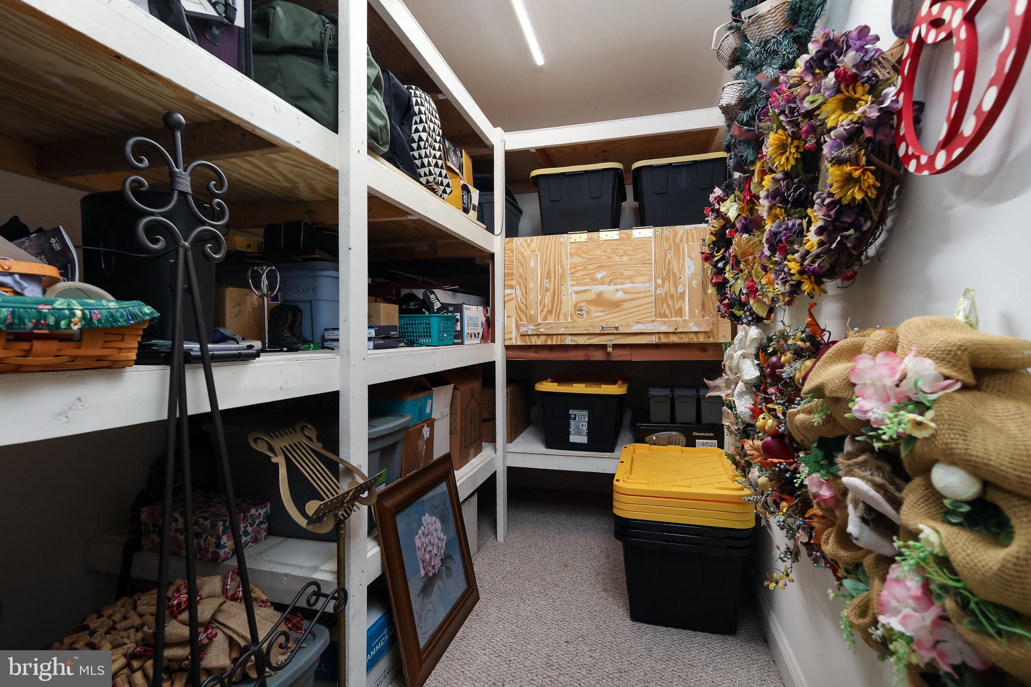 5449 Sherman Oaks Court Haymarket, VA 20169 - Photo 35 of 43