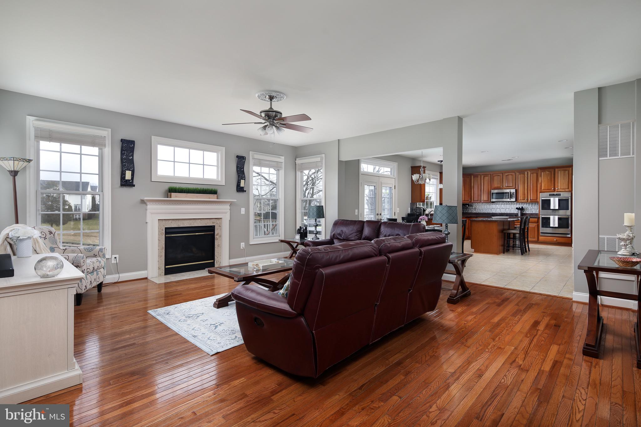 5449 Sherman Oaks Court Haymarket, VA 20169 - Photo 8 of 43