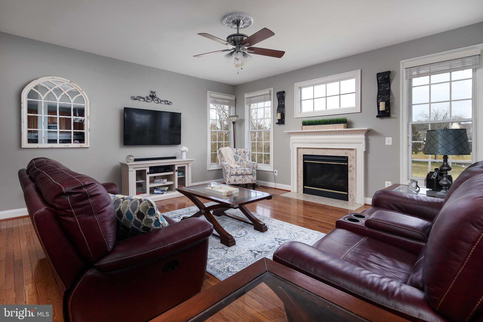 5449 Sherman Oaks Court Haymarket, VA 20169 - Photo 10 of 43