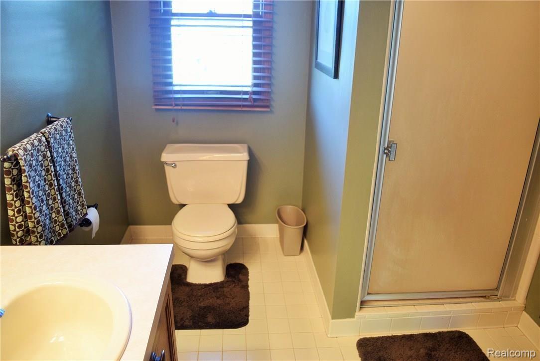 1388 Hathaway Rising Rochester, MI 48306 - Photo 12 of 20 1388 Hathaway Rising Rochester Hills MI 48306 13.JPG