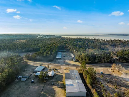 $1,999,990 | 2001 Farm To Market Road 356, Onalaska, TX 77360