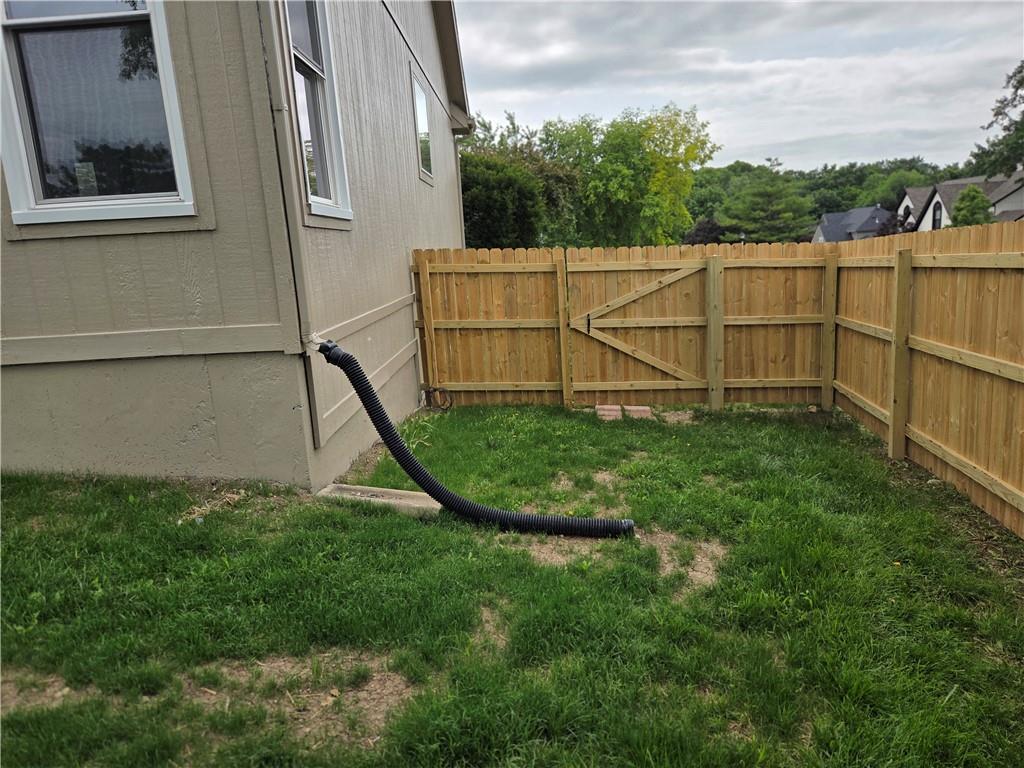 7024 Constance Street Shawnee, KS 66216 - Photo 8 of 51