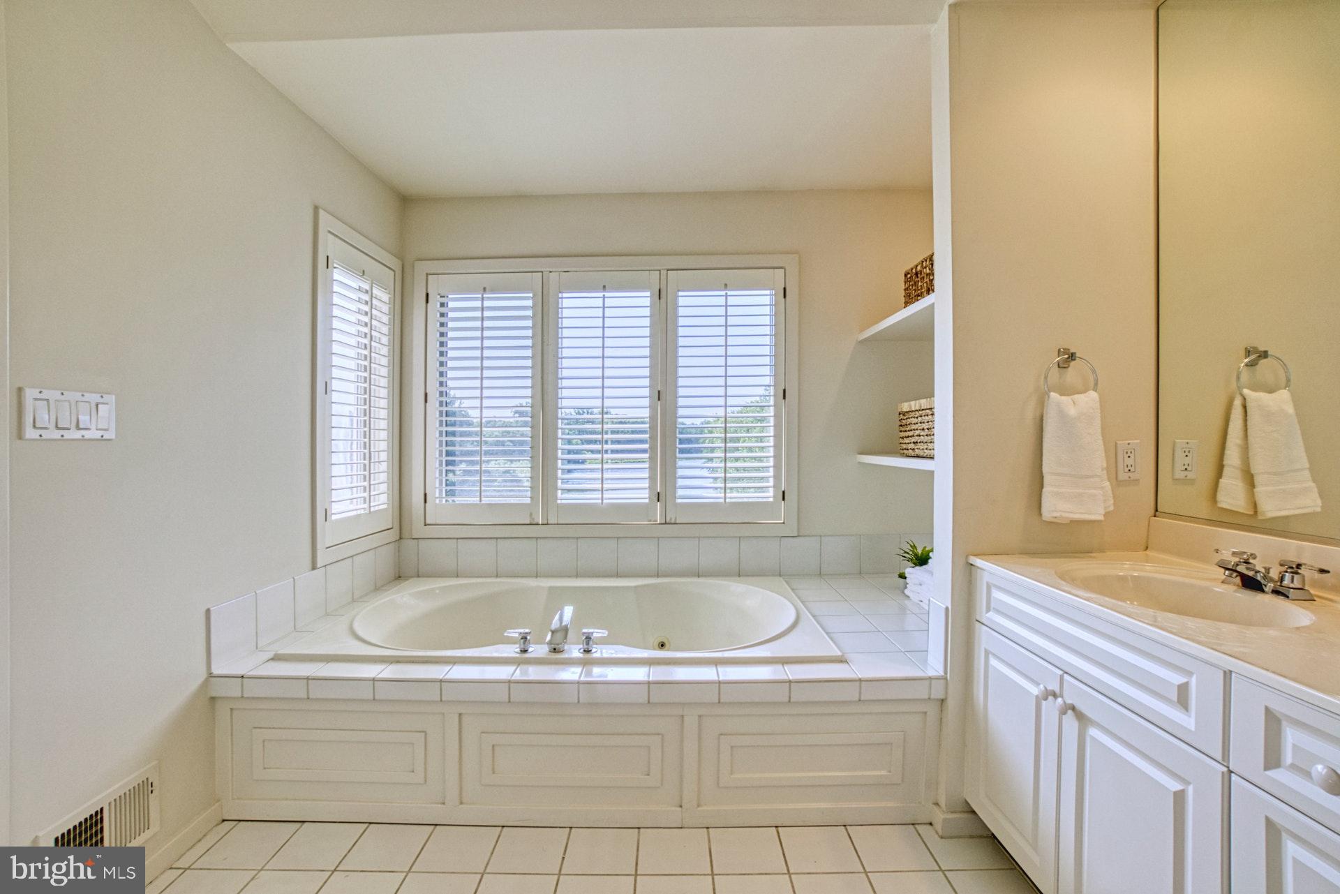 11502 Hemingway Drive Reston, VA 20194 - Photo 20 of 48