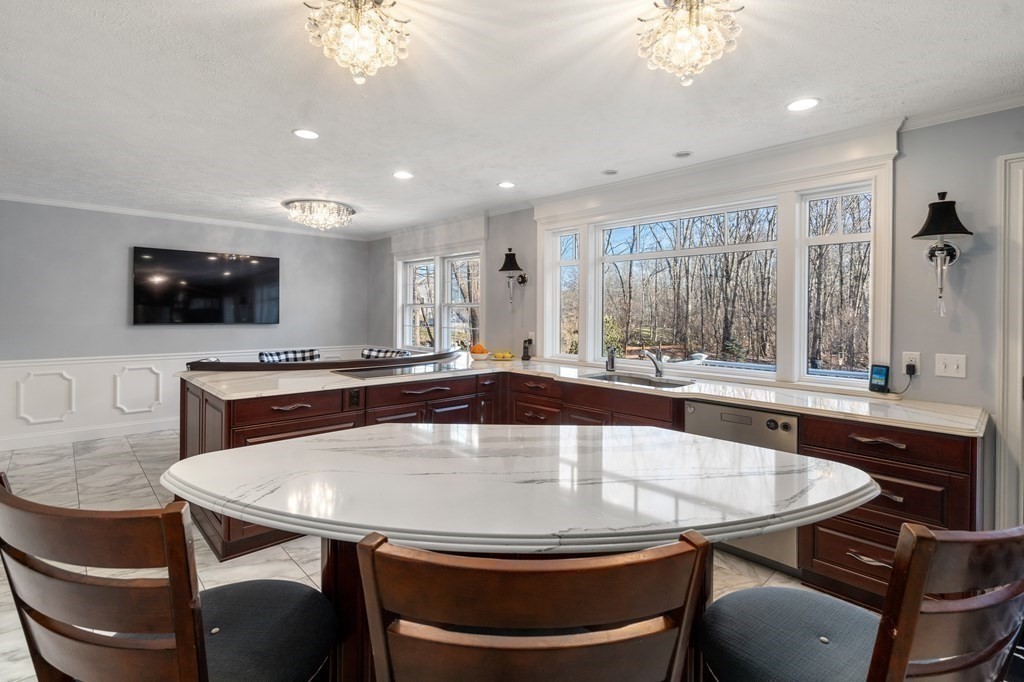 225 Podunk Road Sturbridge, MA 01566 - Photo 17 of 42