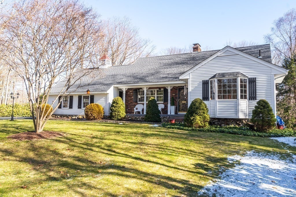 225 Podunk Road Sturbridge, MA 01566 - Photo 3 of 42