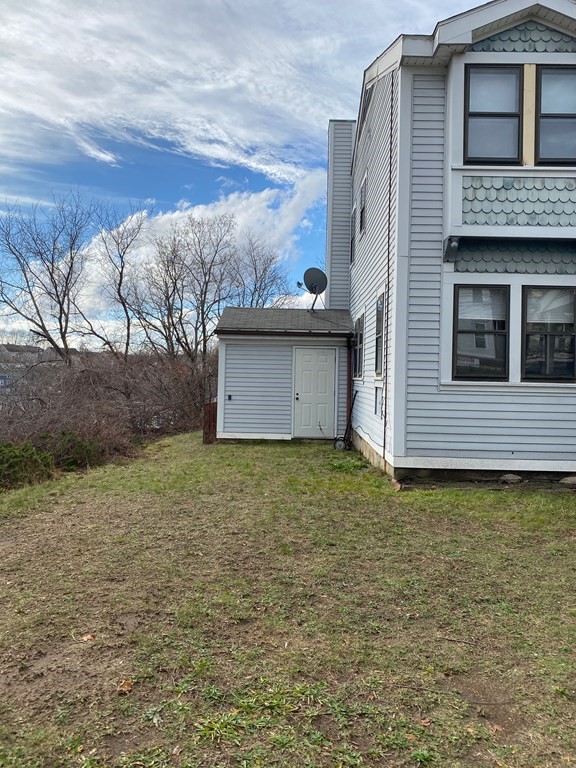130 Arnold Street Woonsocket, RI 02895 - Photo 3 of 12 Gallery Image 3