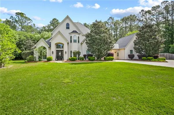 $675,000 | 459 Camden Park Drive, Covington, LA 70435
