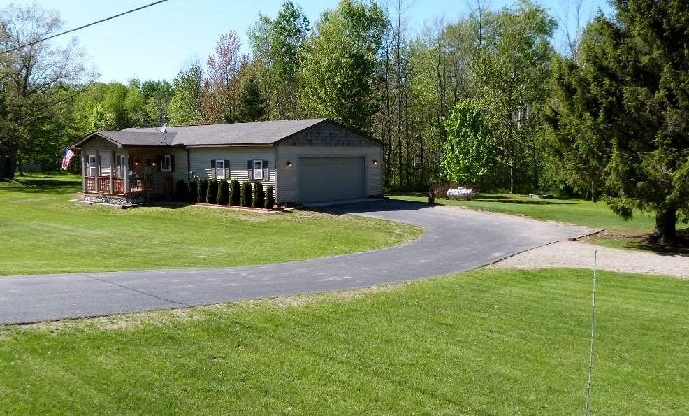 5560 River Road Benzonia, MI 49616 - Photo 33 of 34 1800485-32.JPG
