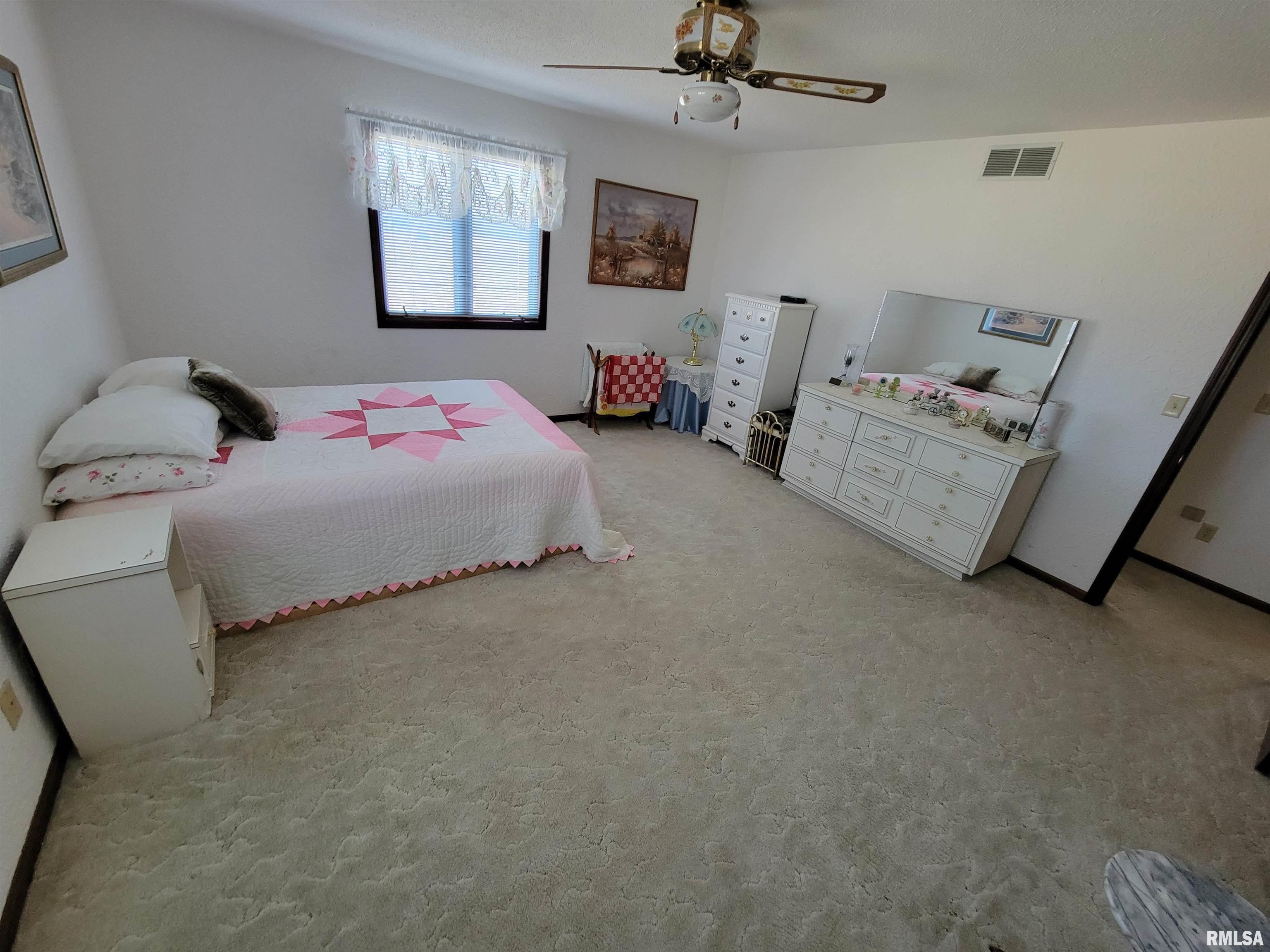 1962 Walnut Hill Road Walnut Hill, IL 62893 - Photo 21 of 32