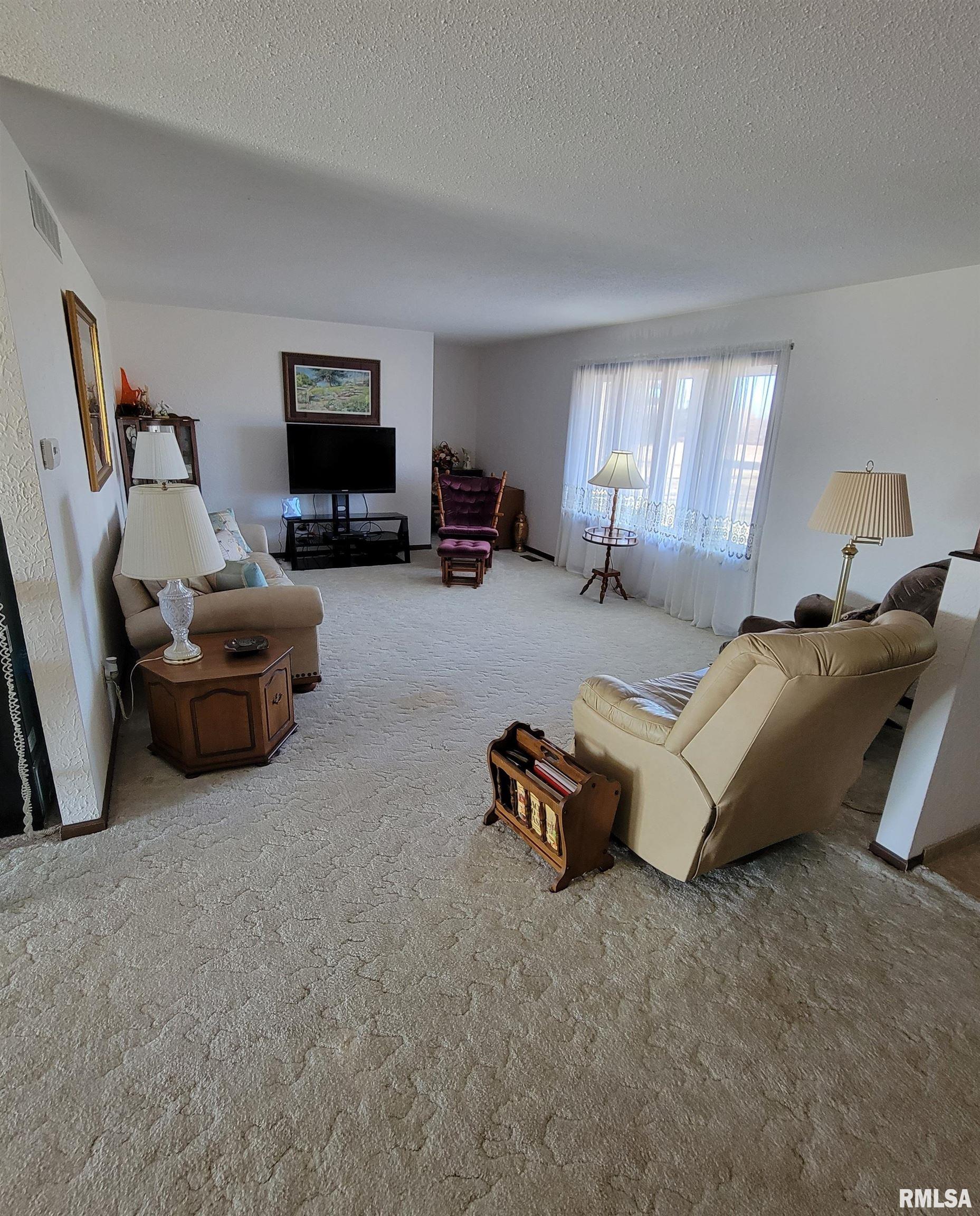 1962 Walnut Hill Road Walnut Hill, IL 62893 - Photo 10 of 32