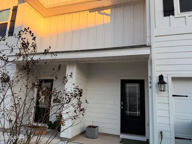 $2,000 | 544 Melrose Way, Panama City Beach, FL 32413