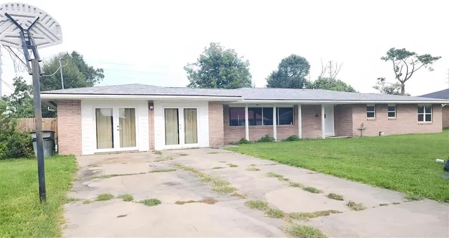 $157,500 | 4511 Young Lane, Lake Charles, LA 70605