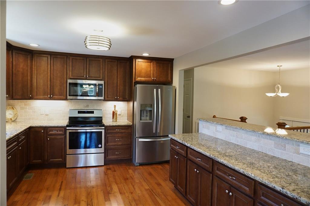 519 Rock Barn Road Northeast Conover, NC 28613 - Photo 7 of 36 Gallery Image 7