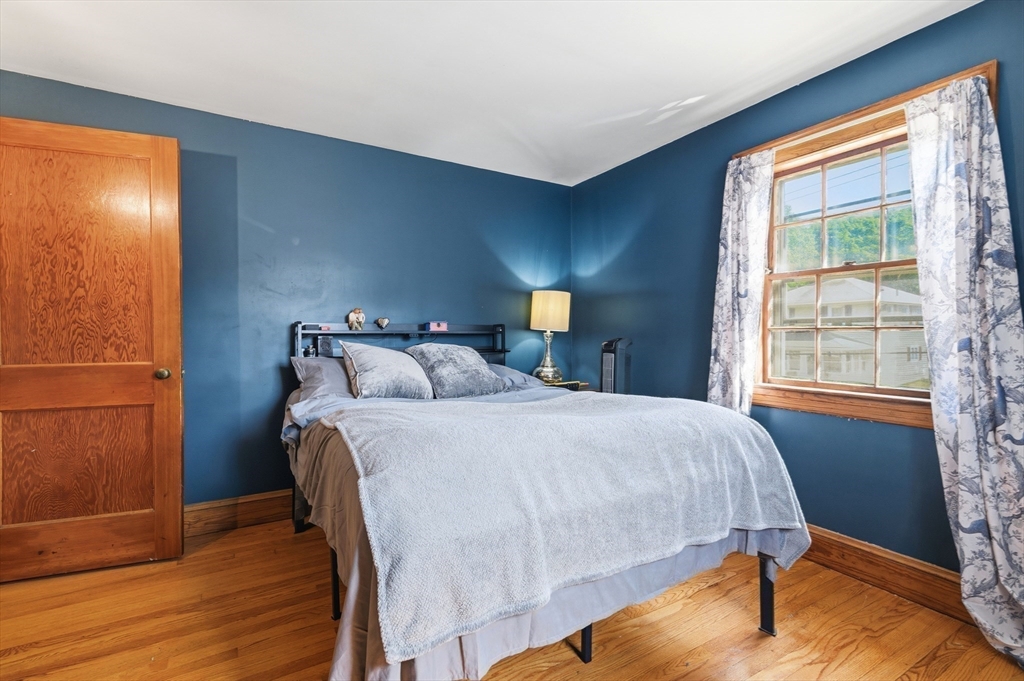 19 Riley Avenue Weymouth, MA 02189 - Photo 24 of 40