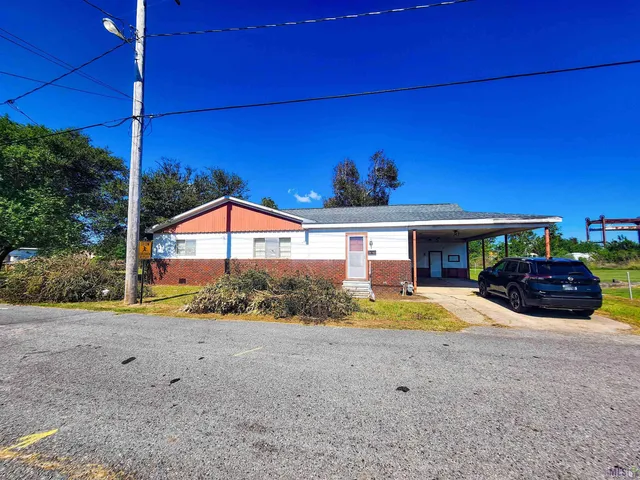 $115,000 | 130 Dursette Street, Golden Meadow, LA 70357