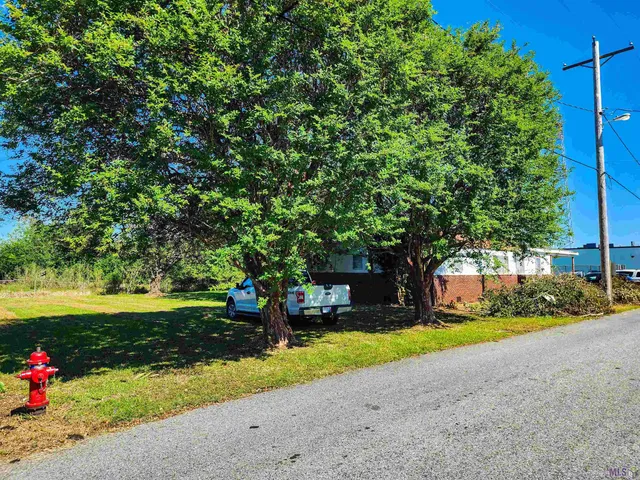 $115,000 | 130 Dursette Street, Golden Meadow, LA 70357