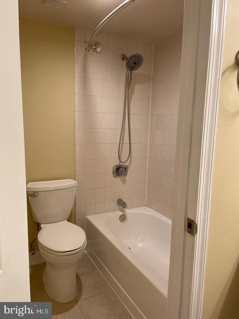 5505 Seminary Road, Unit 2102 Falls Church, VA 22041 - Photo 8 of 11