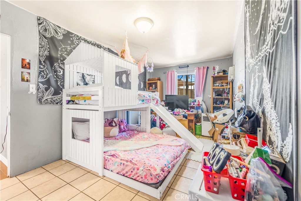 1709 Rialto Avenue Colton, CA 92324 - Photo 15 of 26