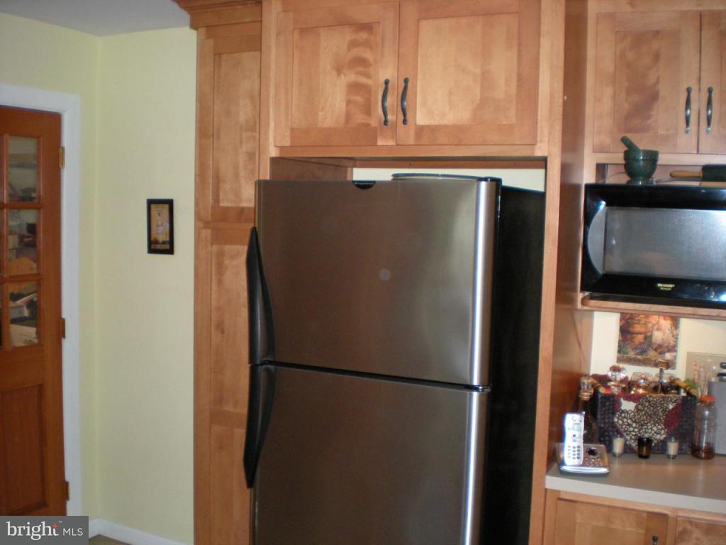 1629 Robin Road Lebanon, PA 17042 - Photo 7 of 10 Gallery Image 7