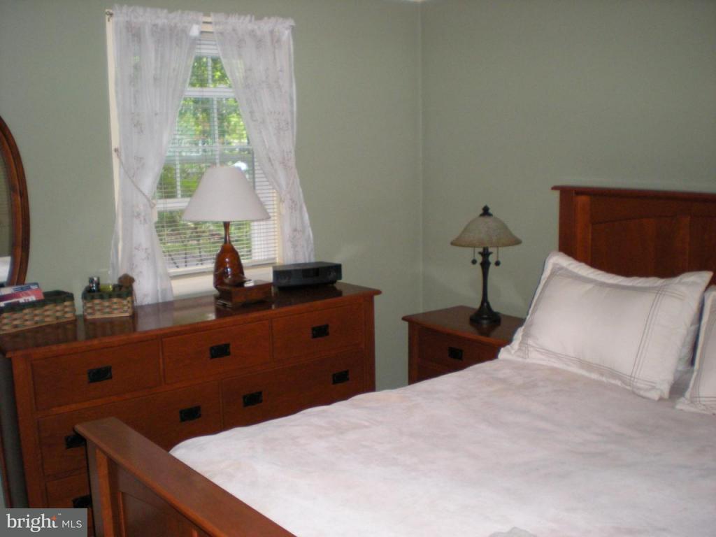 1629 Robin Road Lebanon, PA 17042 - Photo 9 of 10 Gallery Image 9