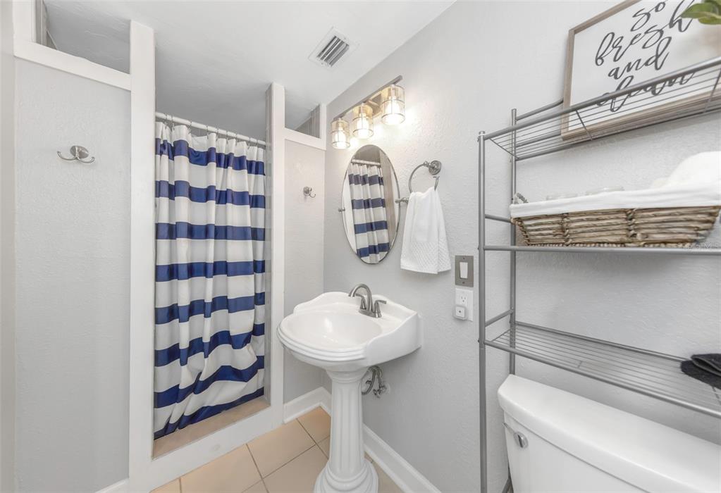414 Tampa Road Palm Harbor, FL 34683 - Photo 20 of 45