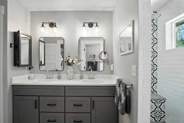 $824,999 | 60849 Westview Drive, Nine Mile Falls, WA 99026