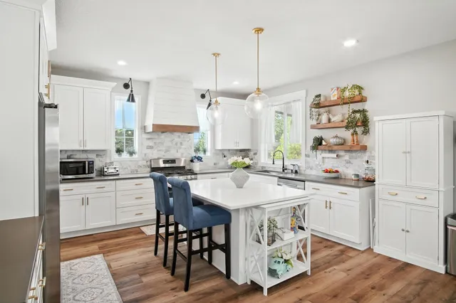 $824,999 | 60849 Westview Drive, Nine Mile Falls, WA 99026