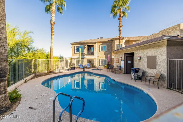 $1,650 | 12050 North Panorama Drive, Unit 209, Fountain Hills, AZ 85268