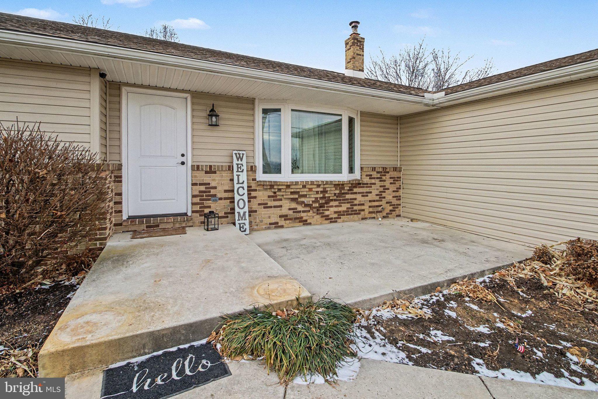 508 Burnt House Road Carlisle, PA 17015 - Photo 4 of 41