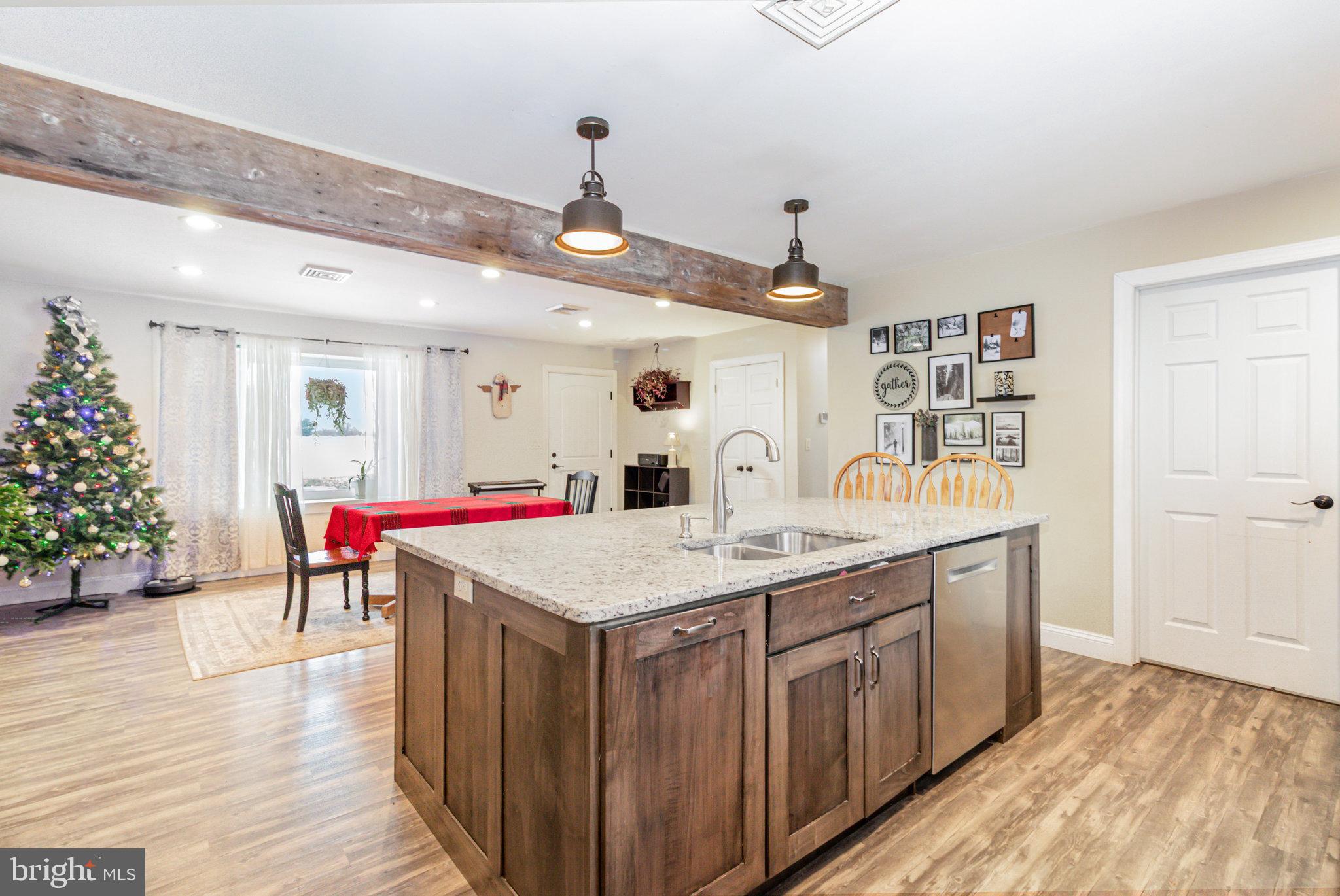 508 Burnt House Road Carlisle, PA 17015 - Photo 9 of 41