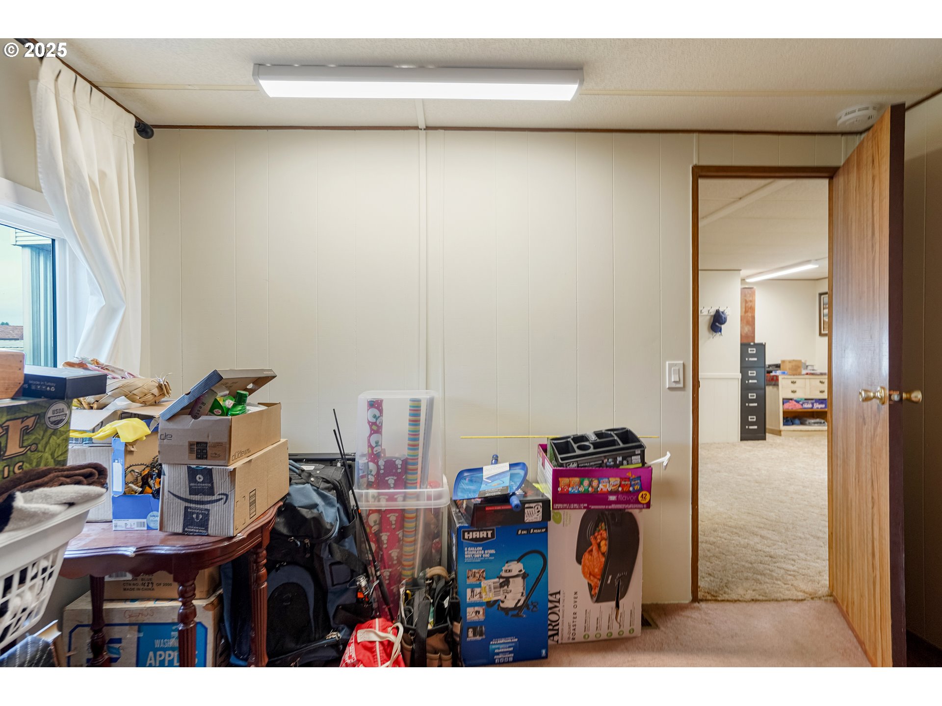5422 Portland Road Northeast, Unit 56 Salem, OR 97305 - Photo 28 of 38 a view of a workspace