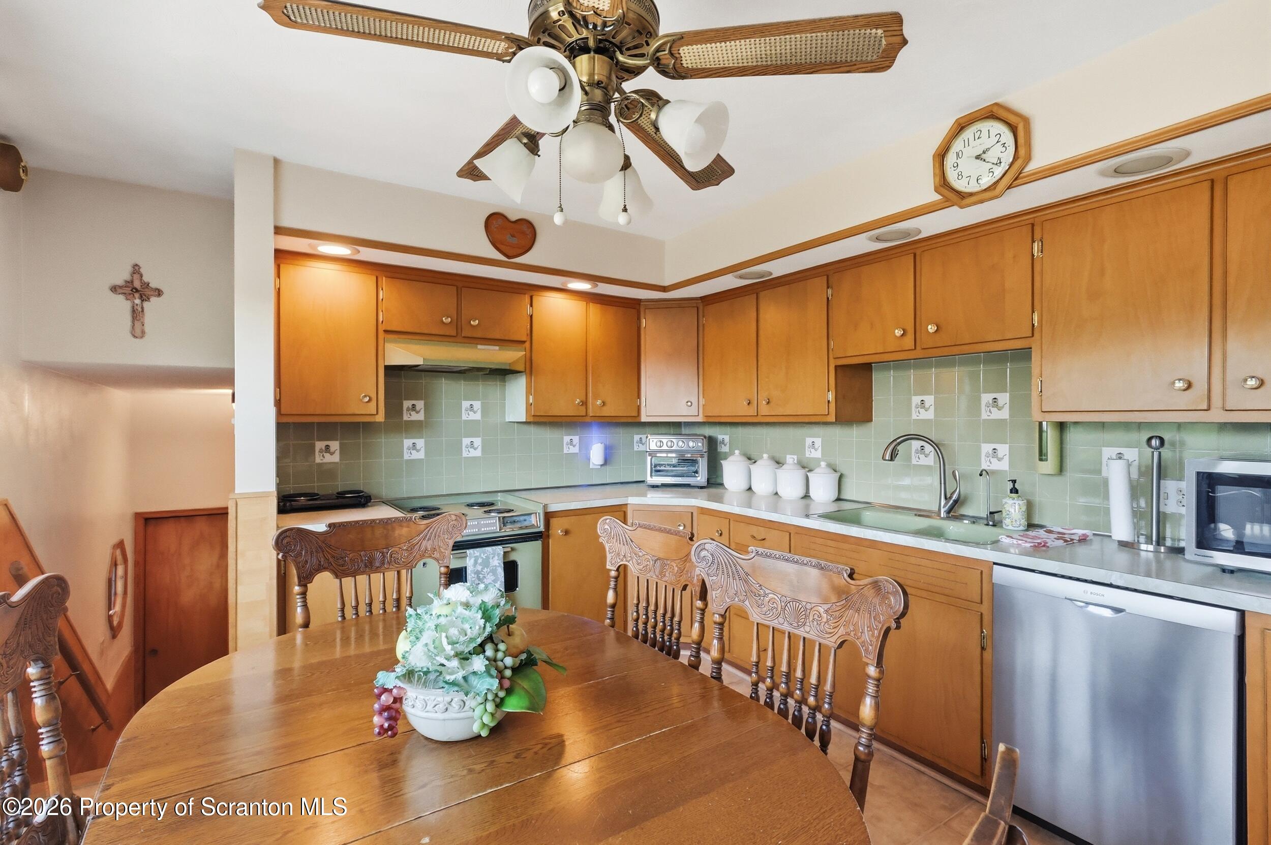 141 Old Boston Road Pittston, PA 18640 - Photo 14 of 54 141 Old Boston13