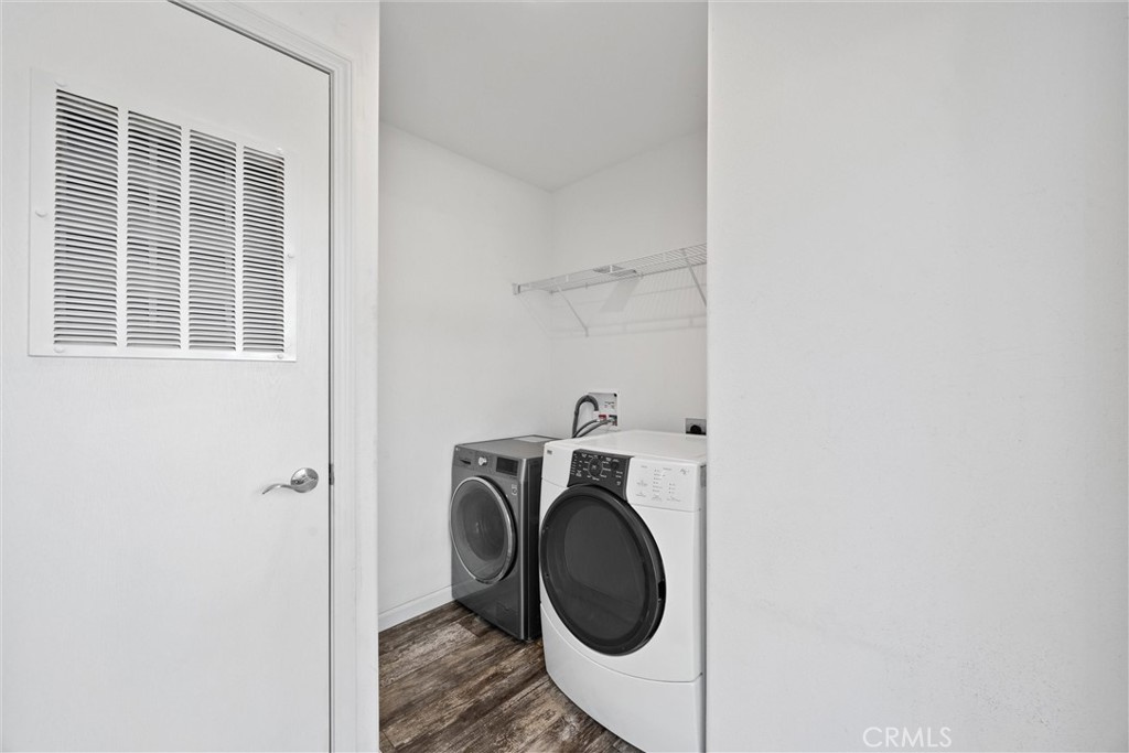 6328 Diamond Paradise, CA 95969 - Photo 21 of 31 a utility room with dryer and washer