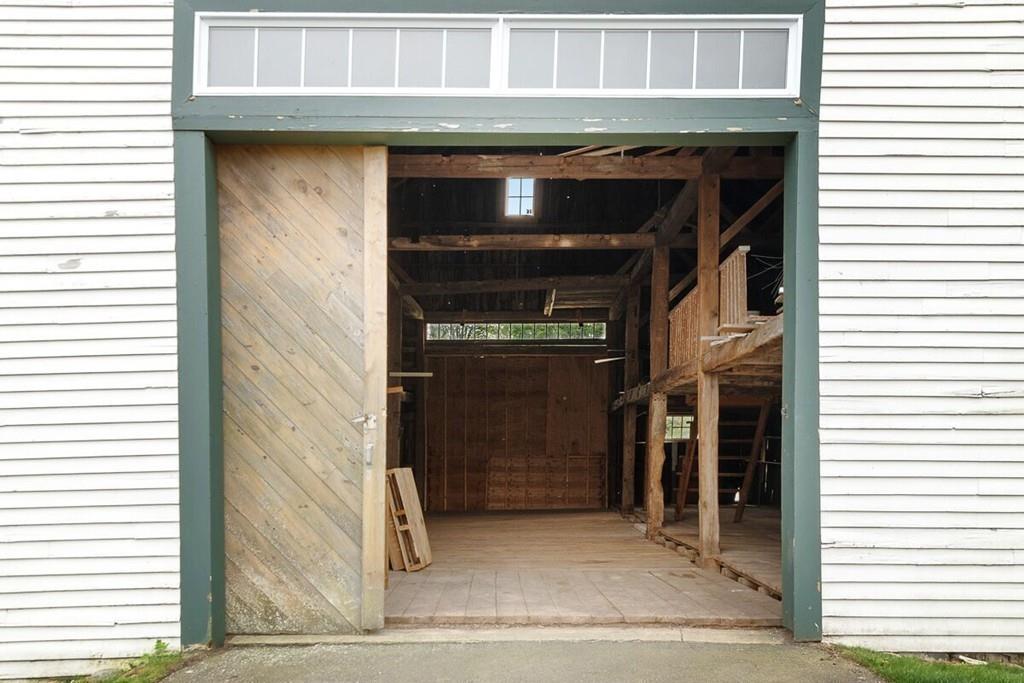 46 Kendall Hill Road Sterling, MA 01564 - Photo 35 of 37 Gallery Image 35