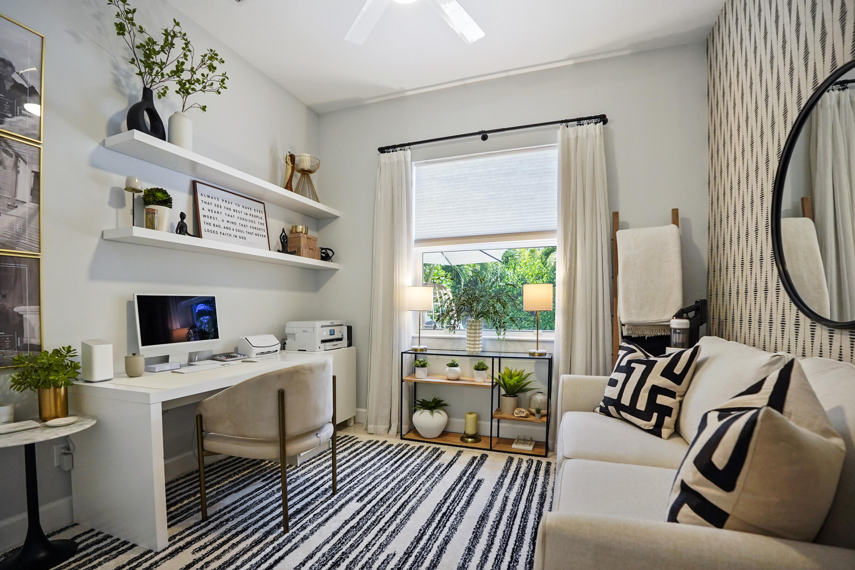 3914 La Rambla Lake Worth, FL 33467 - Photo 15 of 43 13 office 01