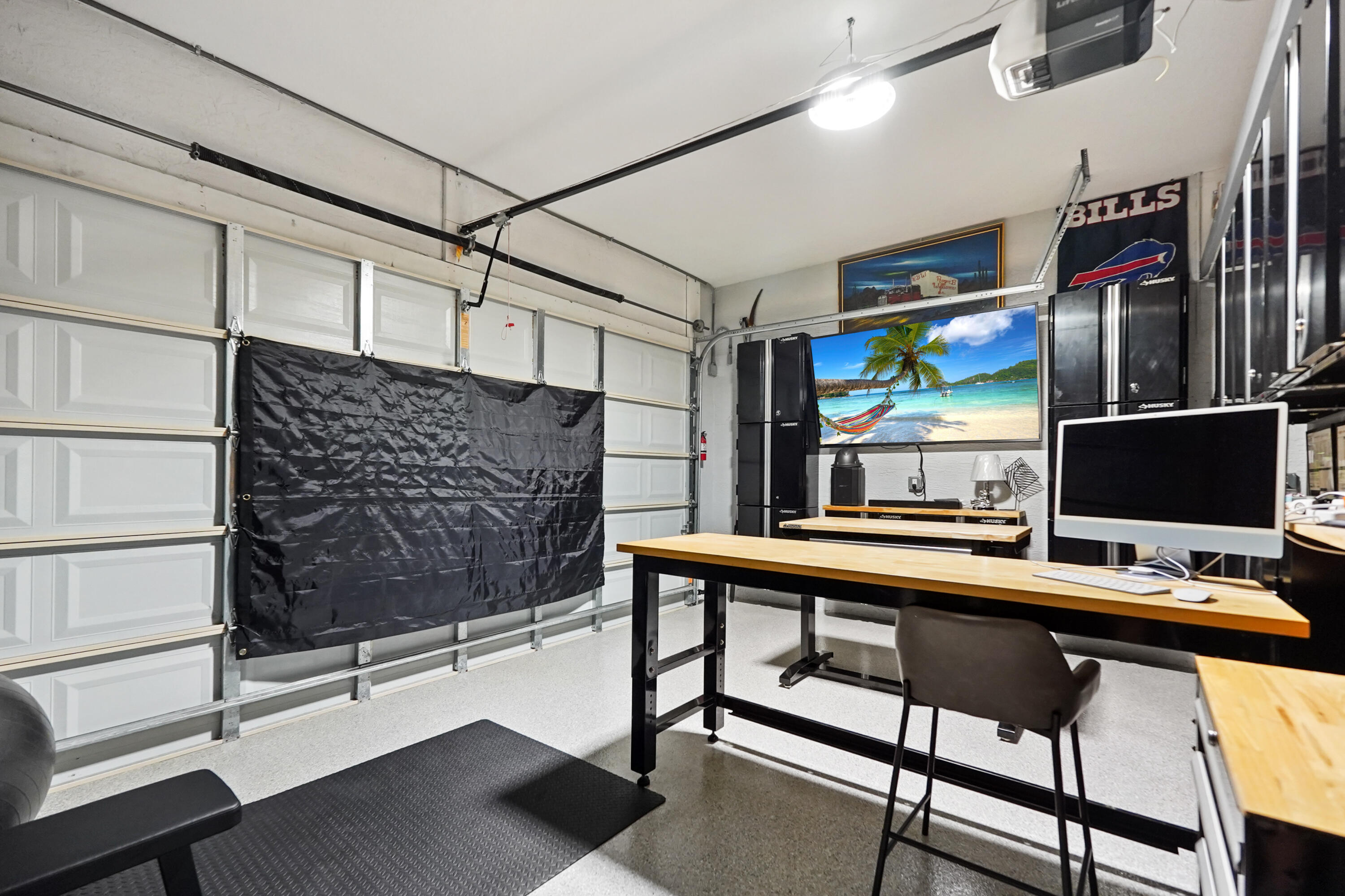 3914 La Rambla Lake Worth, FL 33467 - Photo 21 of 43 21 garage 02