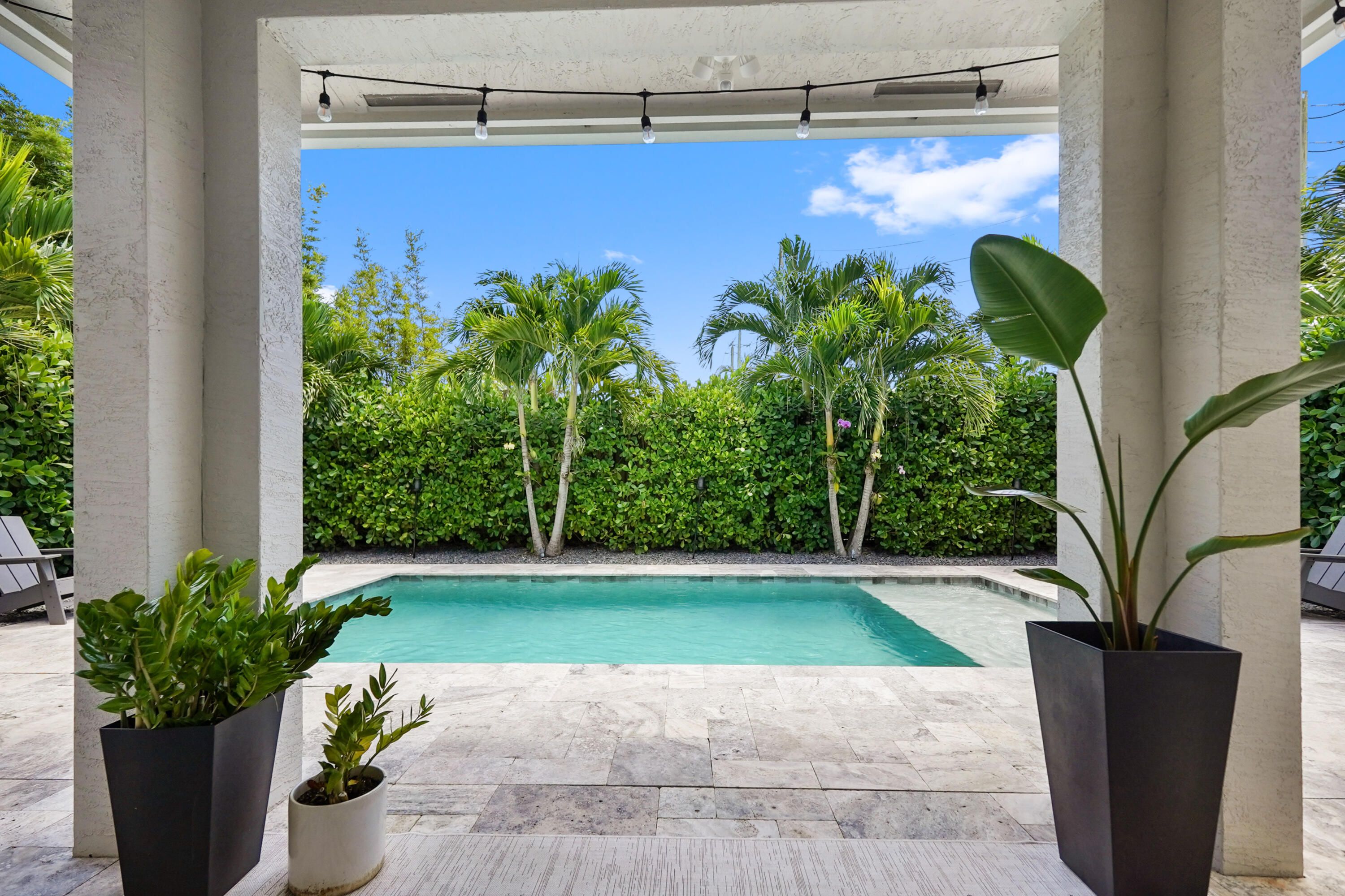 3914 La Rambla Lake Worth, FL 33467 - Photo 41 of 43 44 Pool 01