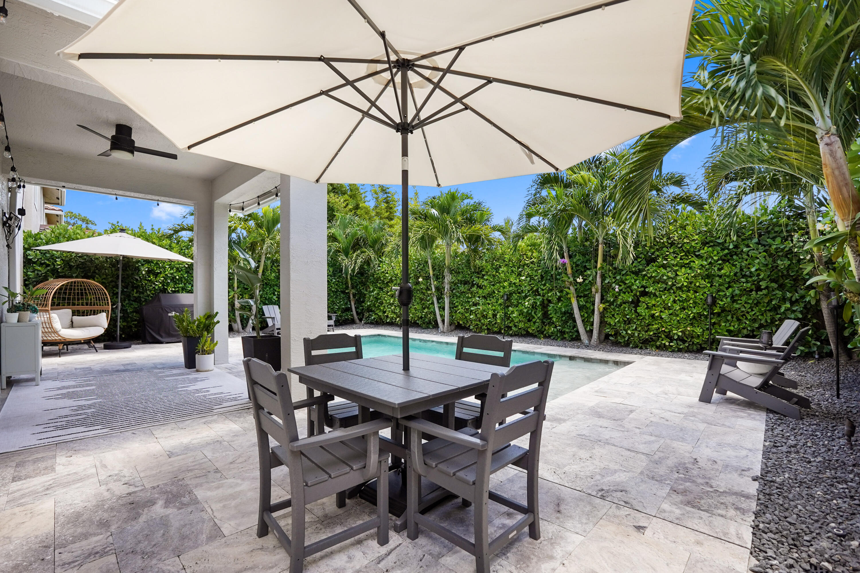 3914 La Rambla Lake Worth, FL 33467 - Photo 42 of 43 47 Pool 04