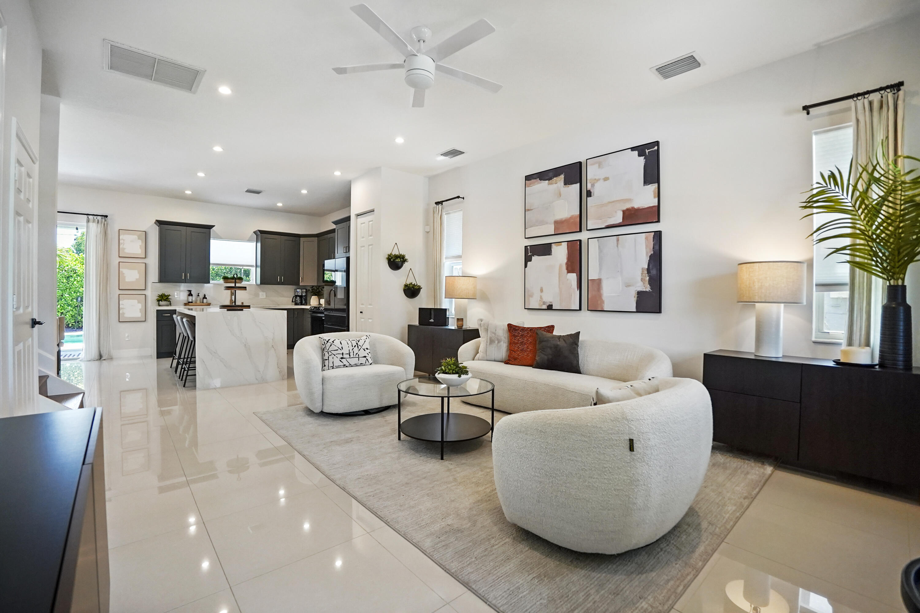 3914 La Rambla Lake Worth, FL 33467 - Photo 6 of 43 04 Living room 01